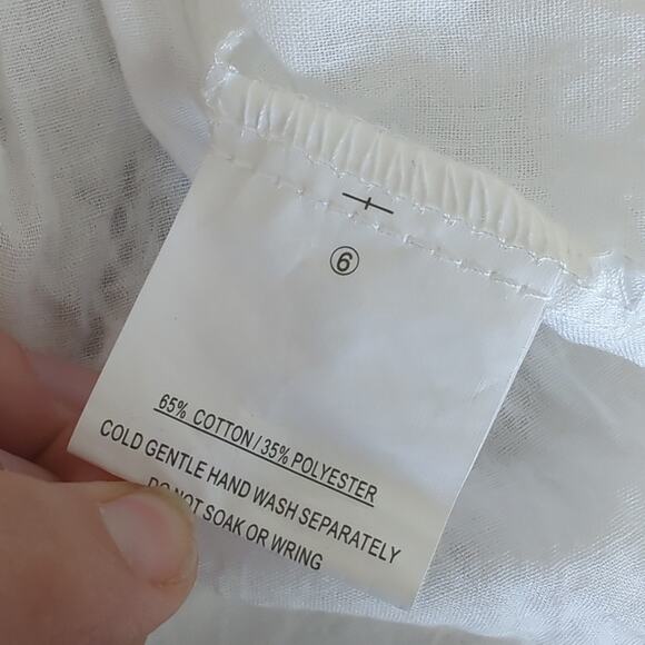 Indikah Dress XS Lace Crochet White Mini Bell Flutter Sleeve V-Neck Party Event - Picture 7 of 9